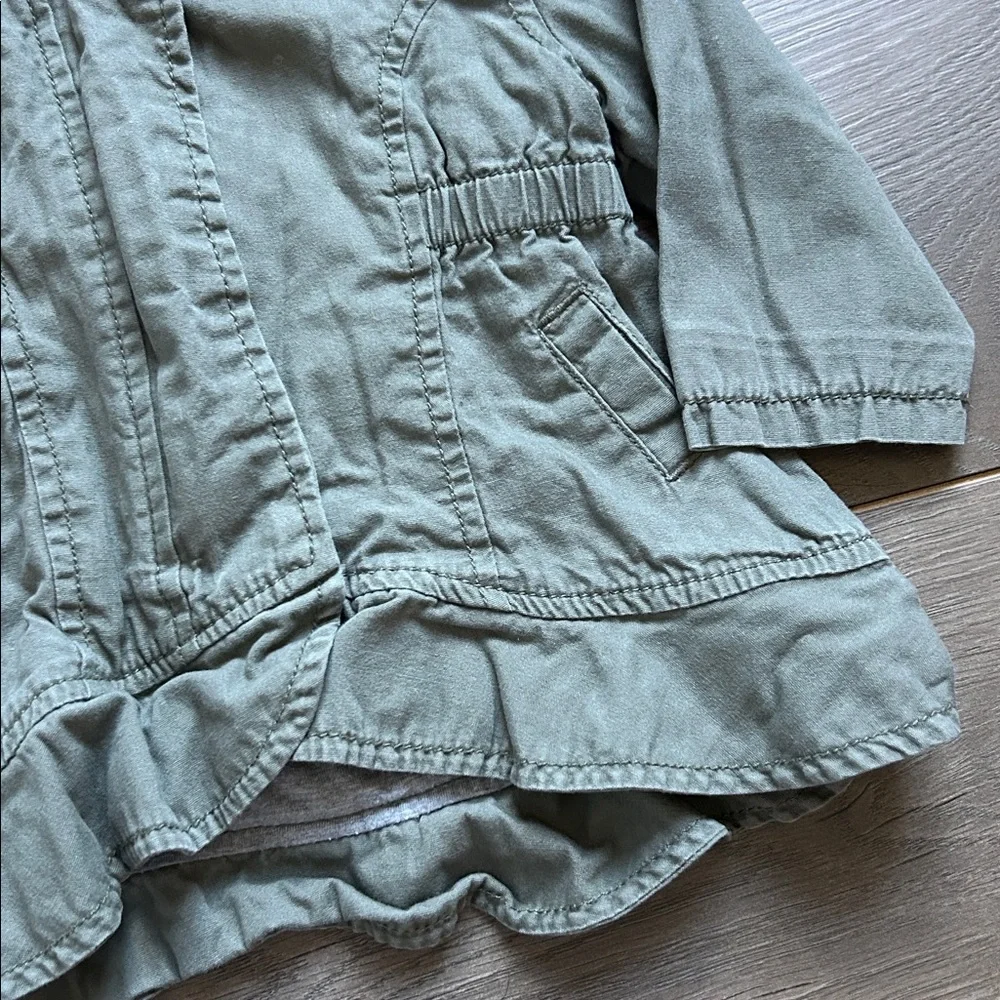 Old Navy Kids Green Hooded Army Green Ruffle Jacket 6-12 Month